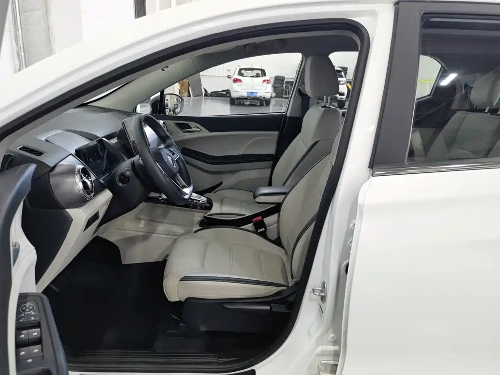 BYD Yuan Pro — миниатюра 10