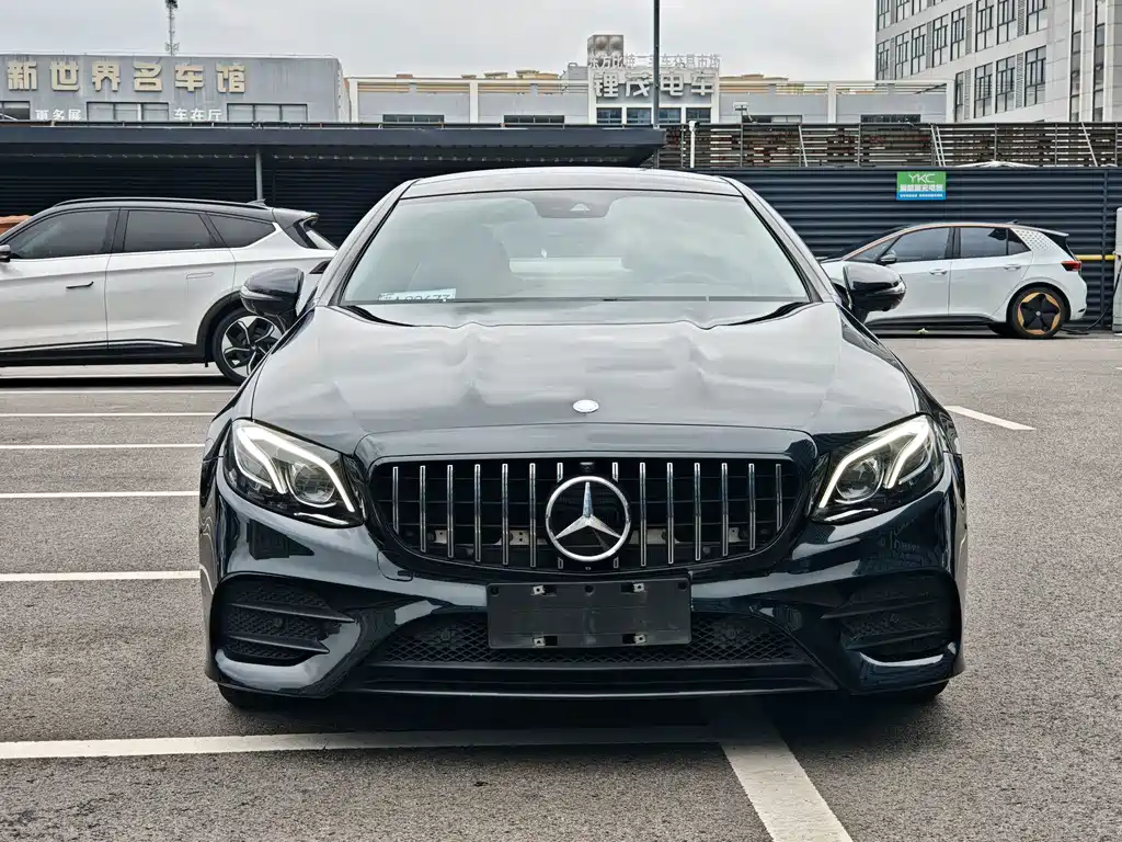 Mercedes-Benz E-Class (Import) — миниатюра 2
