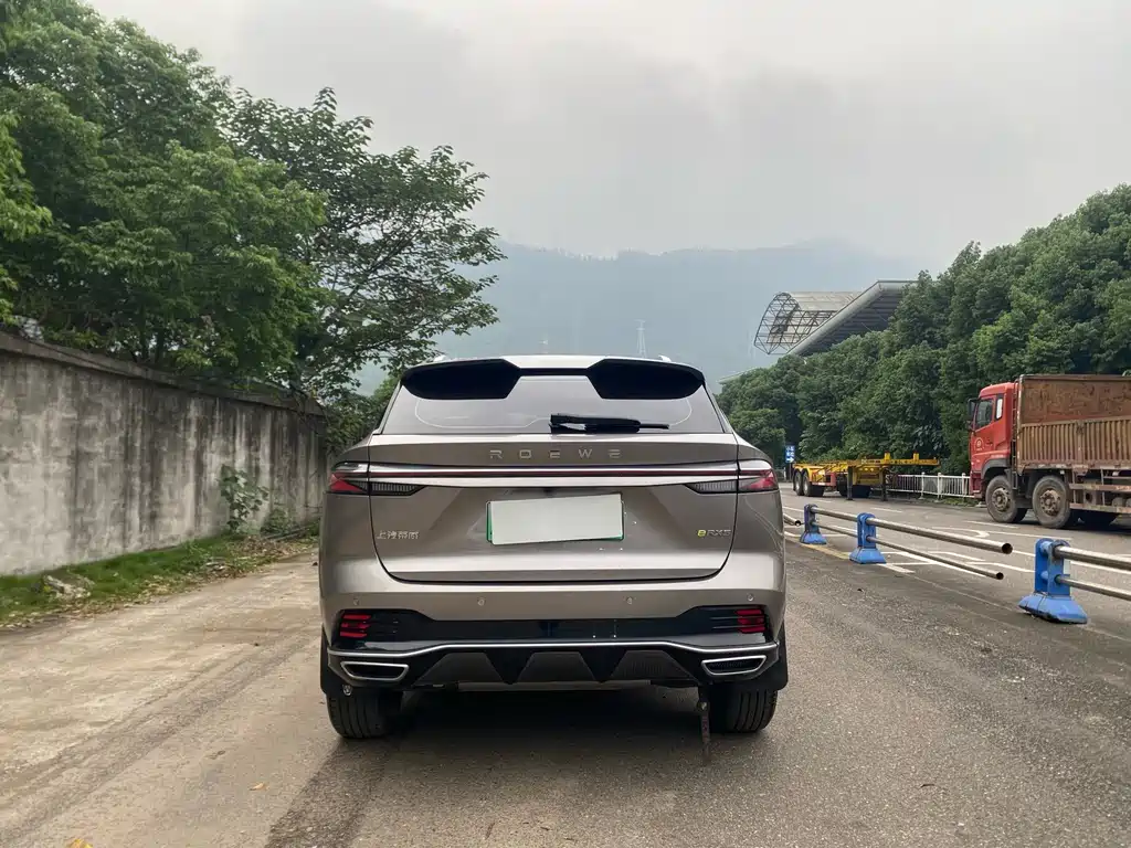 Roewe RX5 New Energy — миниатюра 9