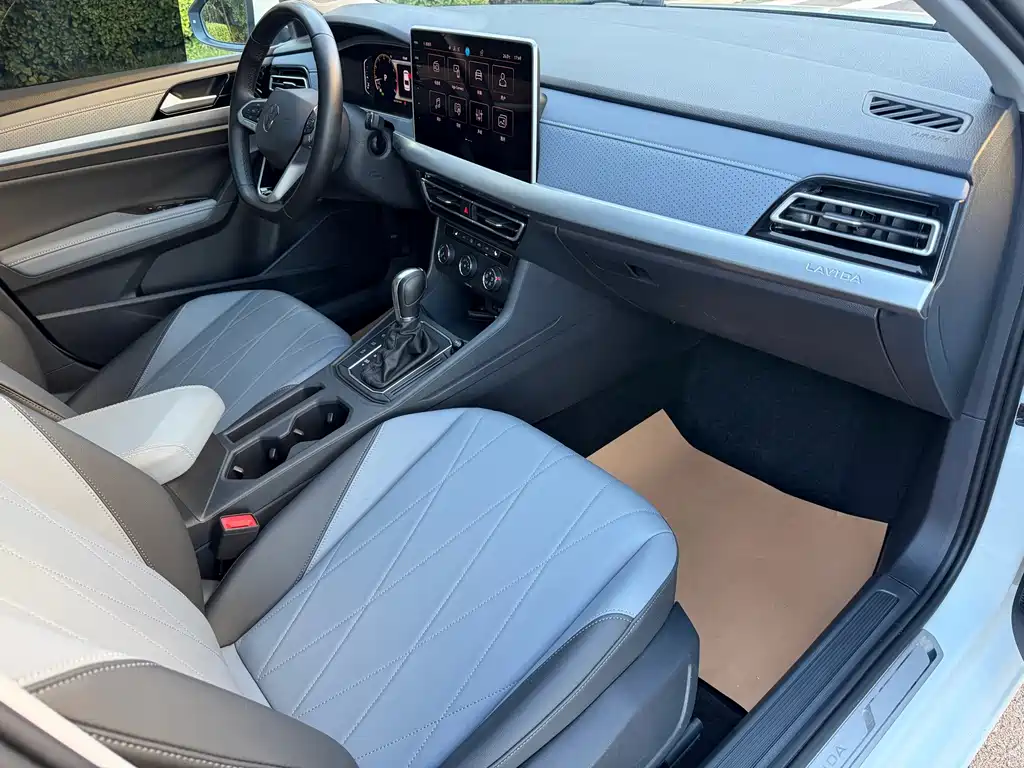 Volkswagen Lavida — миниатюра 12