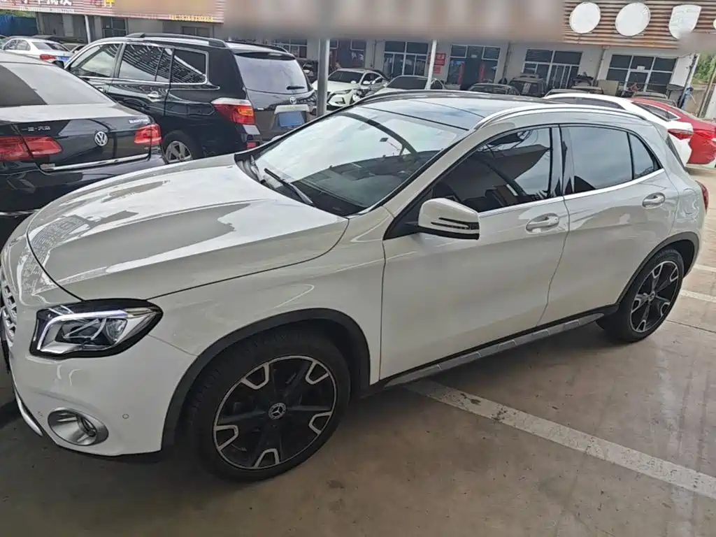 Mercedes-Benz GLA — миниатюра 2