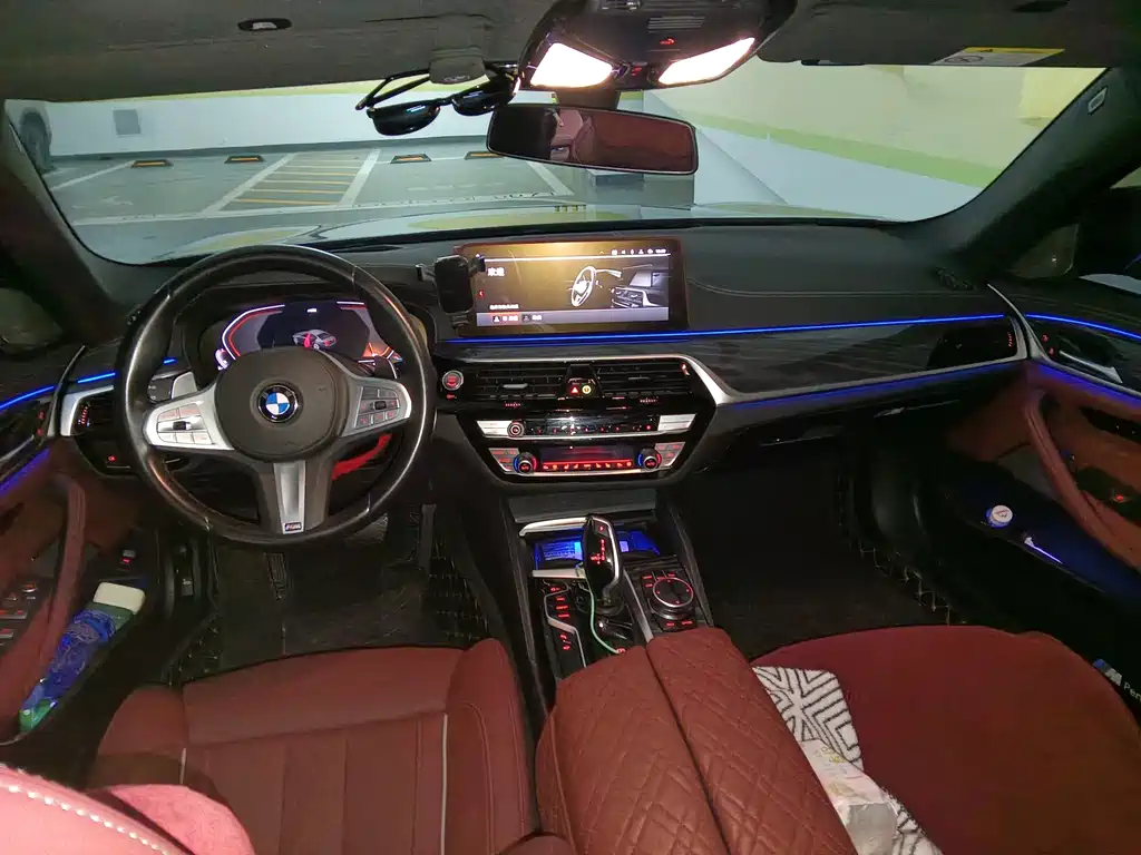 BMW 5 Series — миниатюра 4