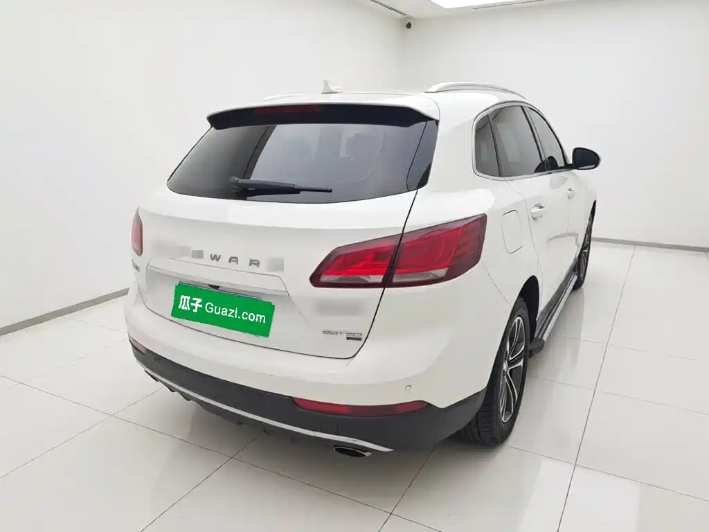 Borgward BX7 — миниатюра 6