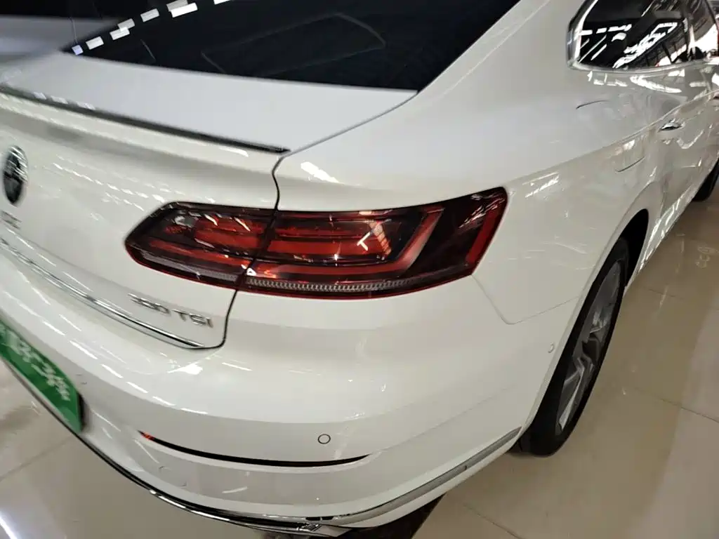 Volkswagen CC — миниатюра 8