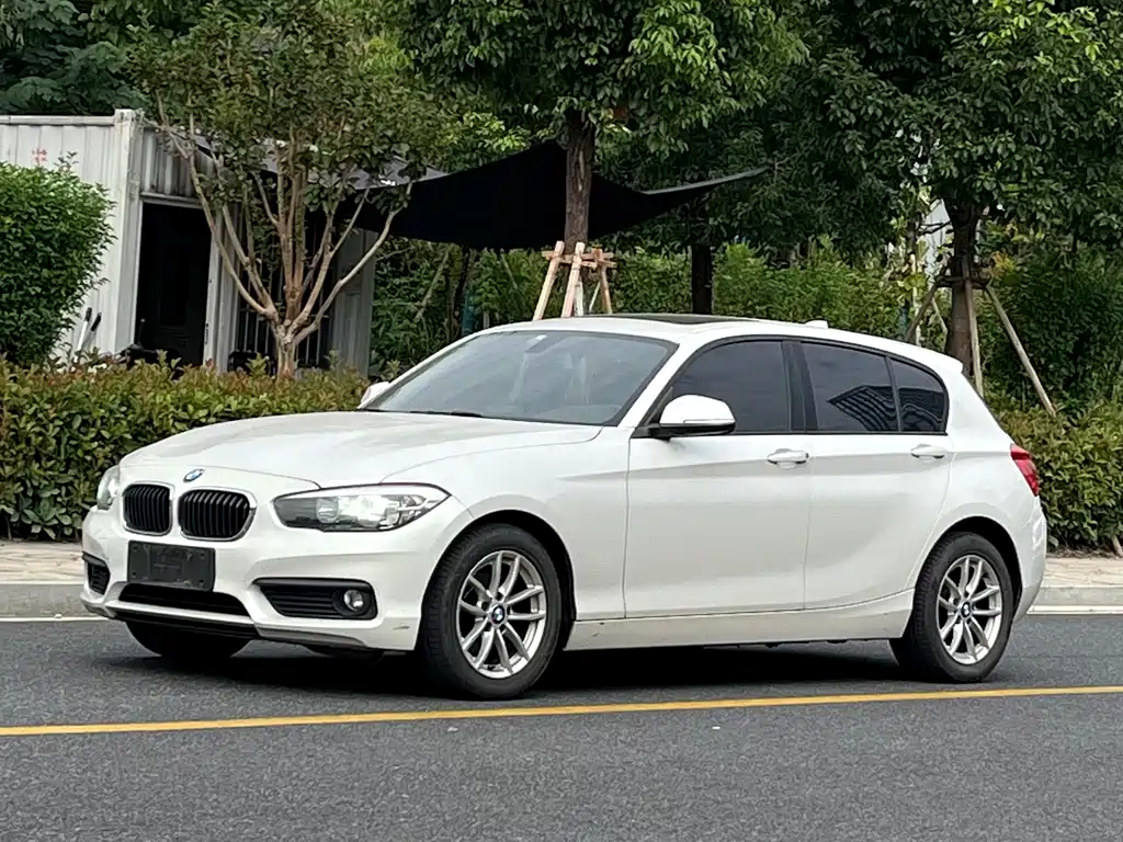 BMW 1 Series (Import)