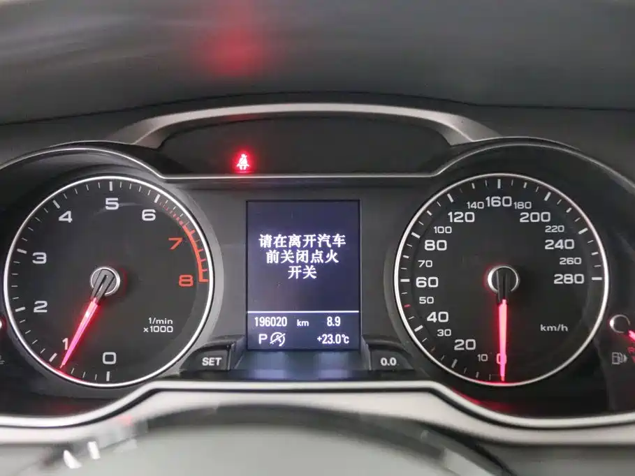 Audi A4L — миниатюра 7