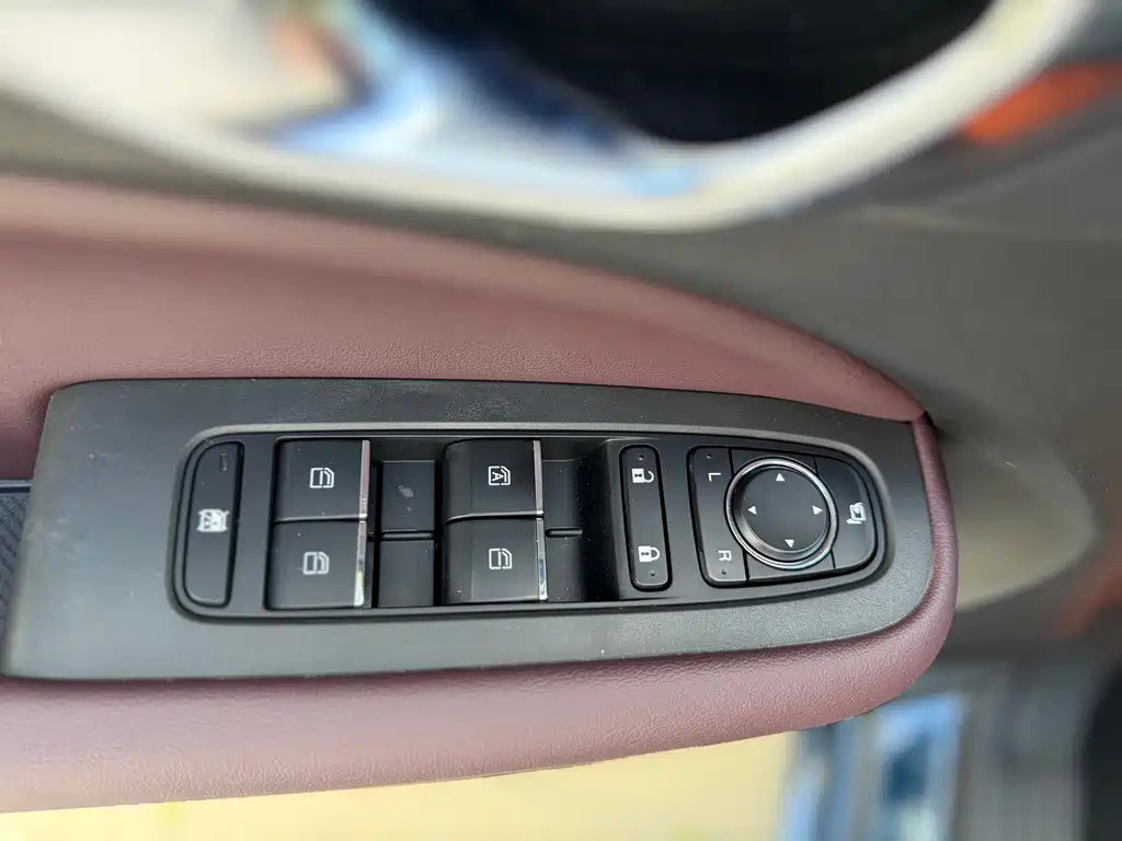GAC Motor Trumpchi M6 — миниатюра 14