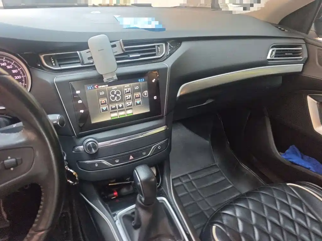 Peugeot 408 — миниатюра 6