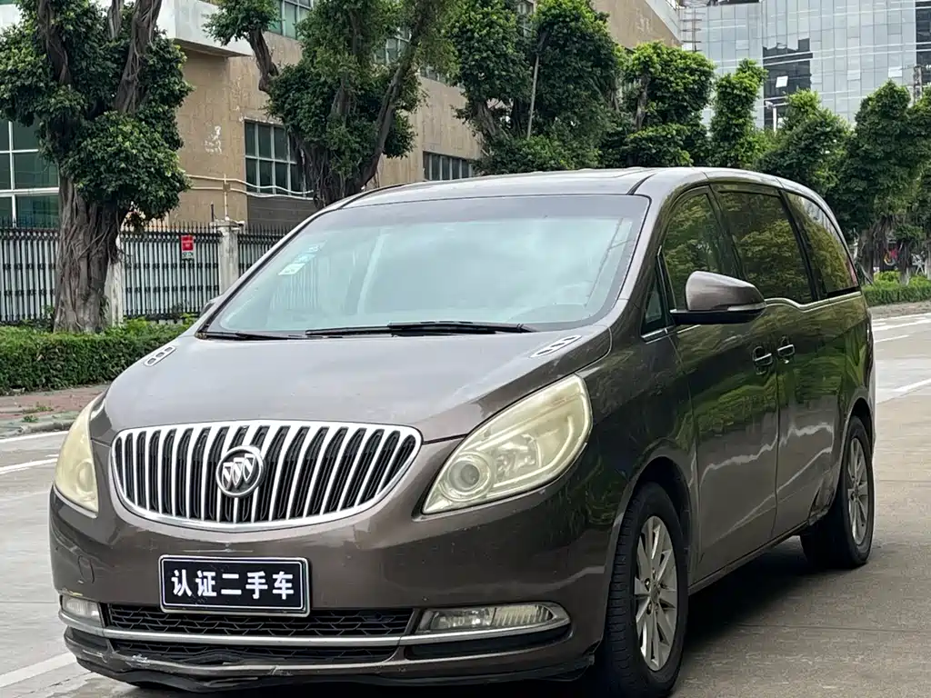 Buick GL8 2011