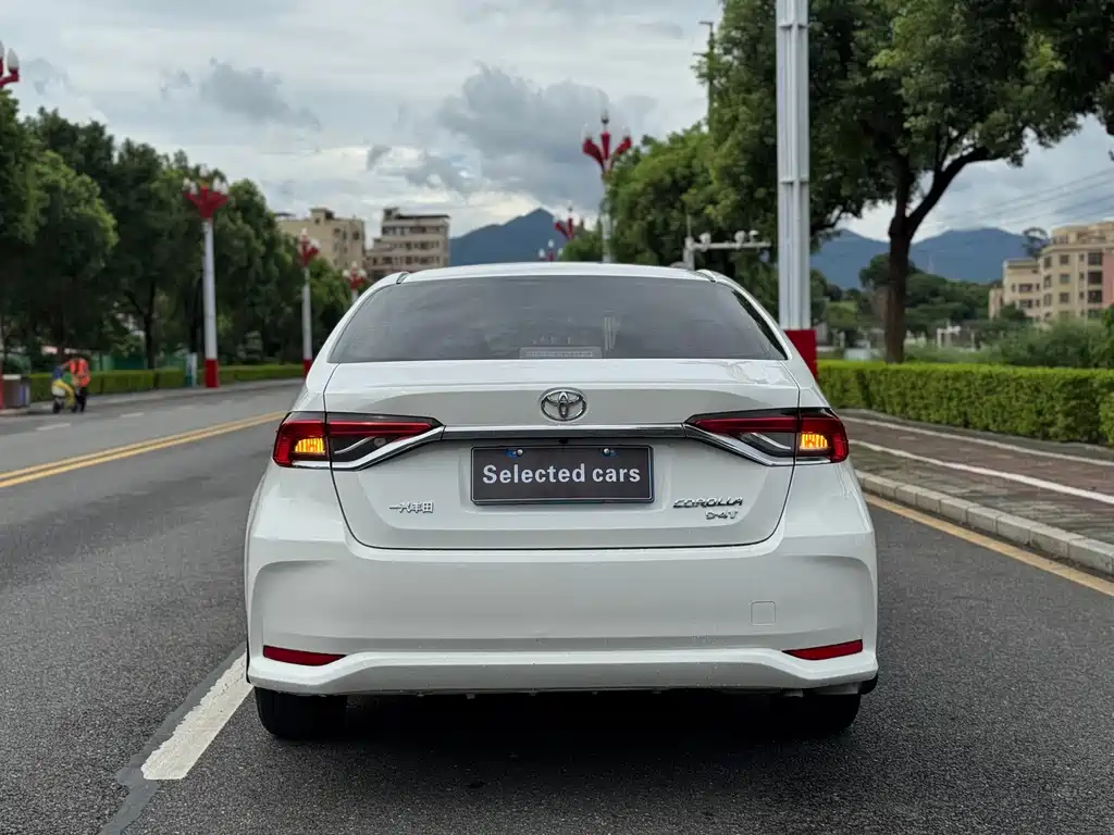 Toyota Corolla — миниатюра 7