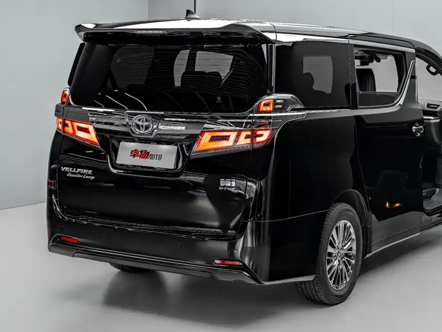 Toyota Vellfire — миниатюра 44