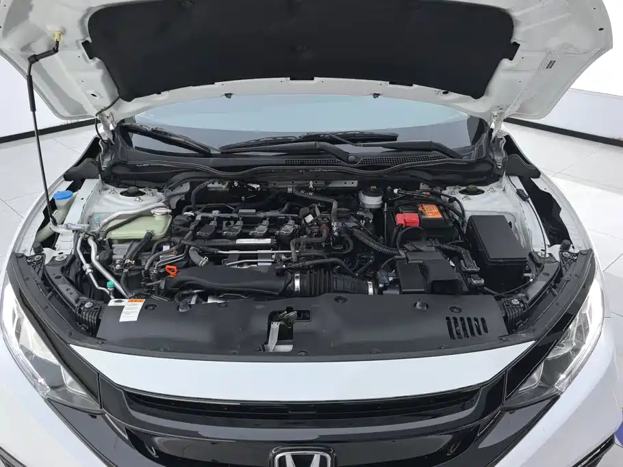 Honda Civic — миниатюра 10