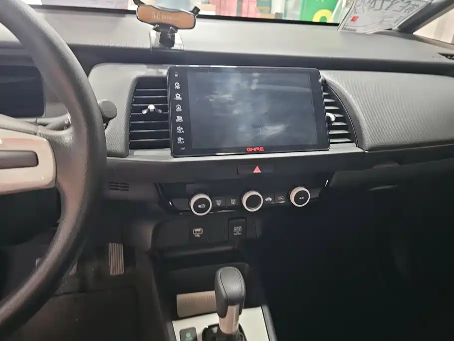 Honda Fit — миниатюра 13