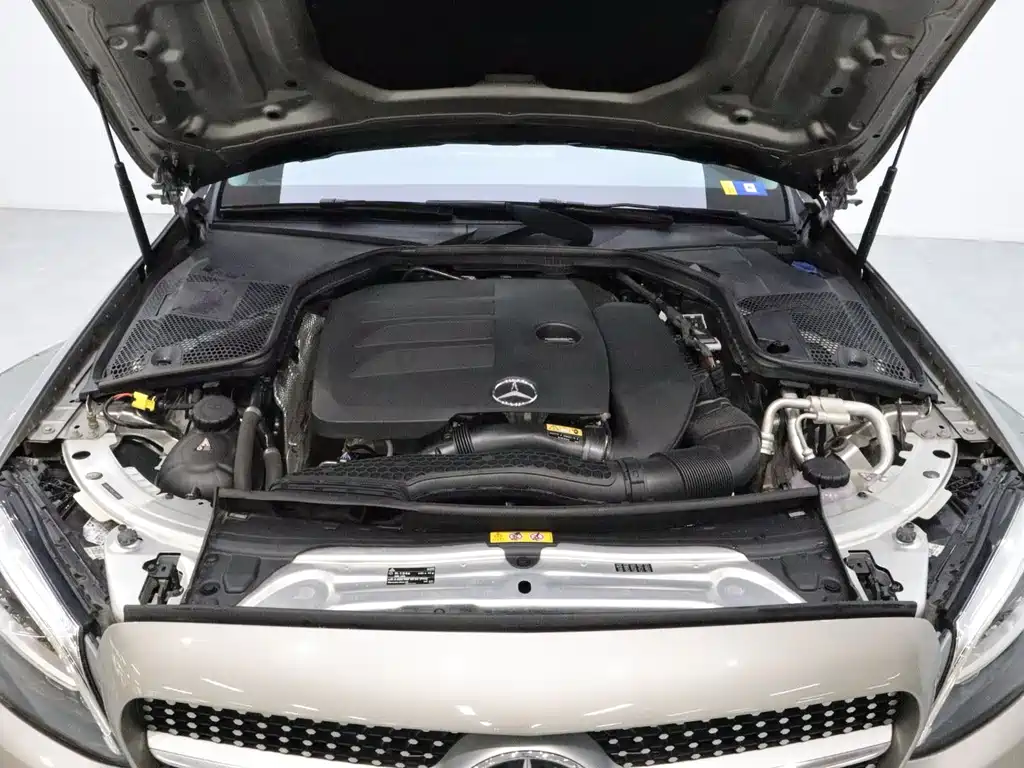 Mercedes-Benz C-Class — миниатюра 20