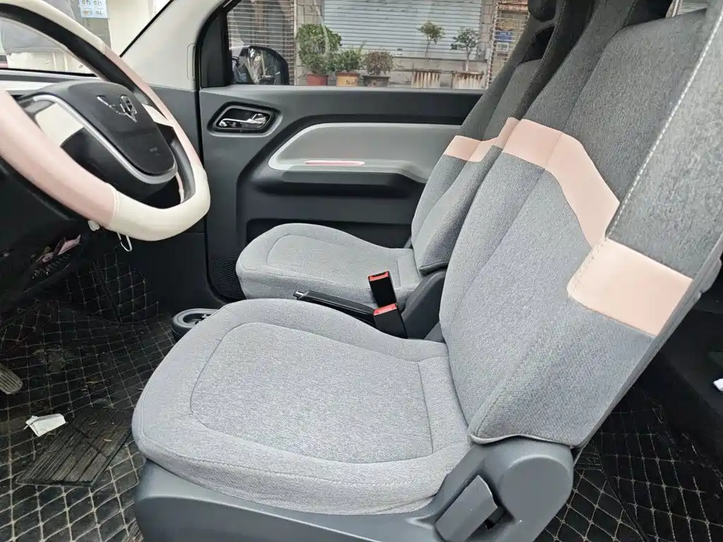 Wuling MINIEV — миниатюра 16