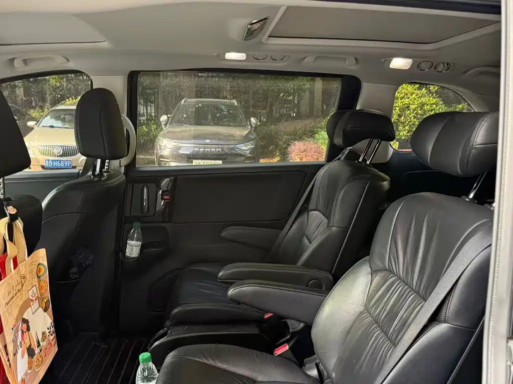 Honda Odyssey — миниатюра 5