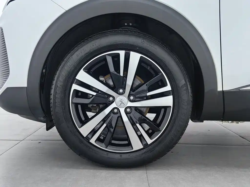 Peugeot 4008 — миниатюра 17
