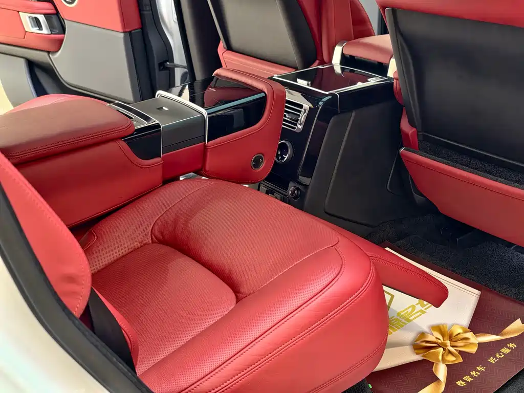 Land Rover Range Rover — миниатюра 13