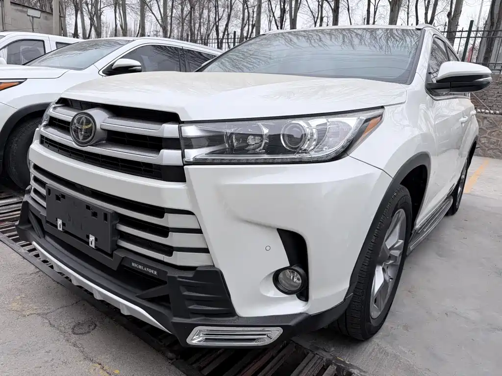 Купить Toyota Highlander