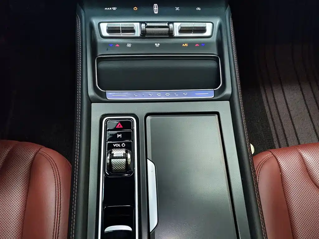Lincoln Z - фото 11