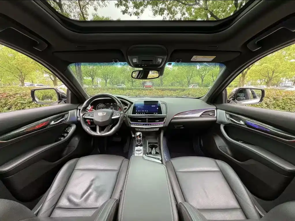 Cadillac CT5 — миниатюра 4