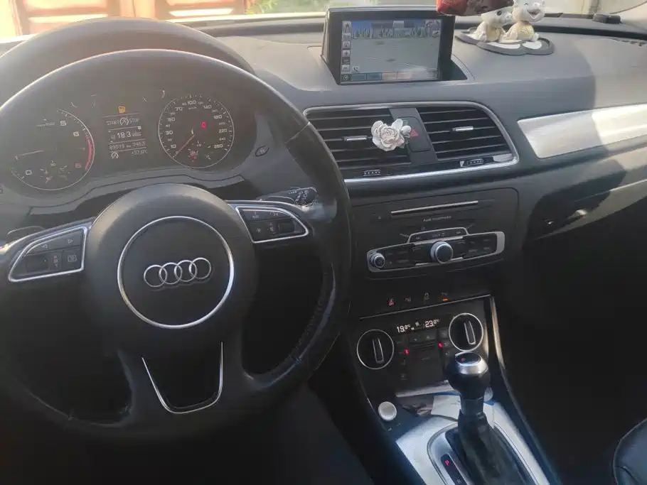 Audi Q3 — миниатюра 12