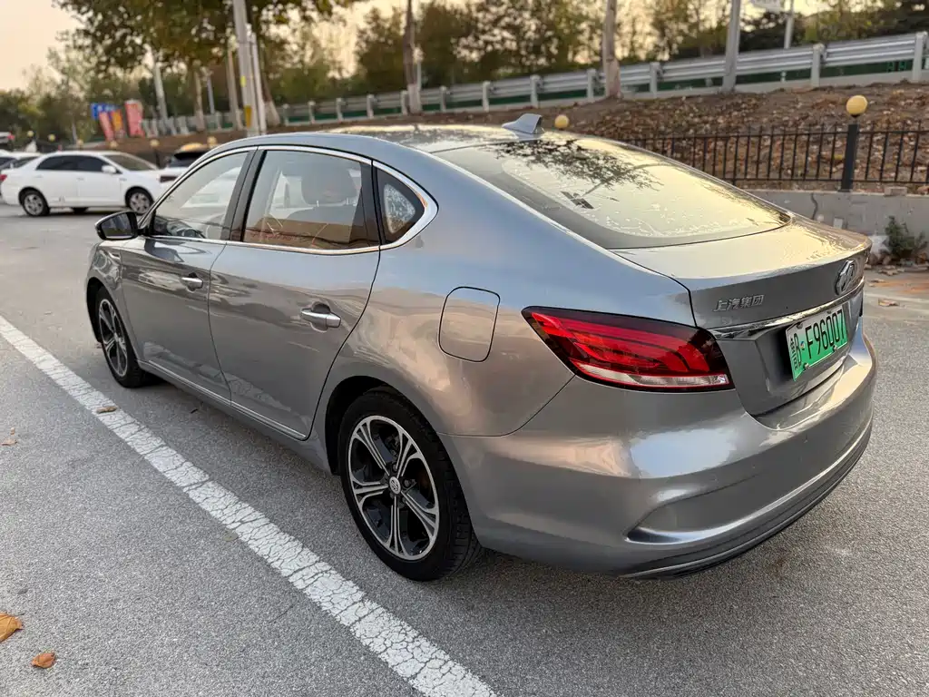 MG 6 New Energy — миниатюра 6