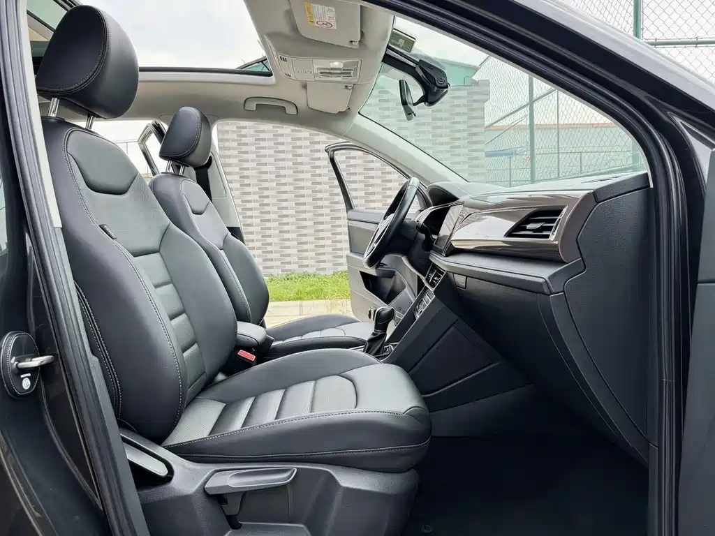 Volkswagen Tharu — миниатюра 8