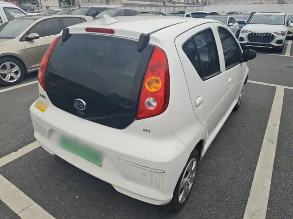 BYD e1 — миниатюра 7