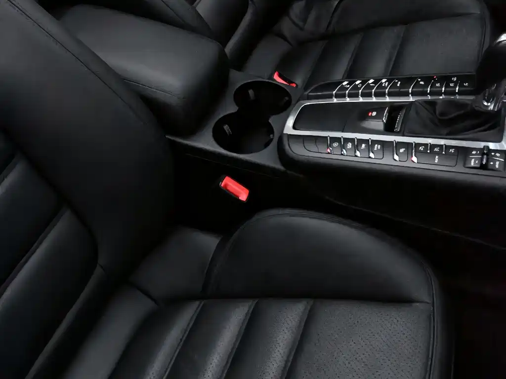 Porsche Macan — миниатюра 31