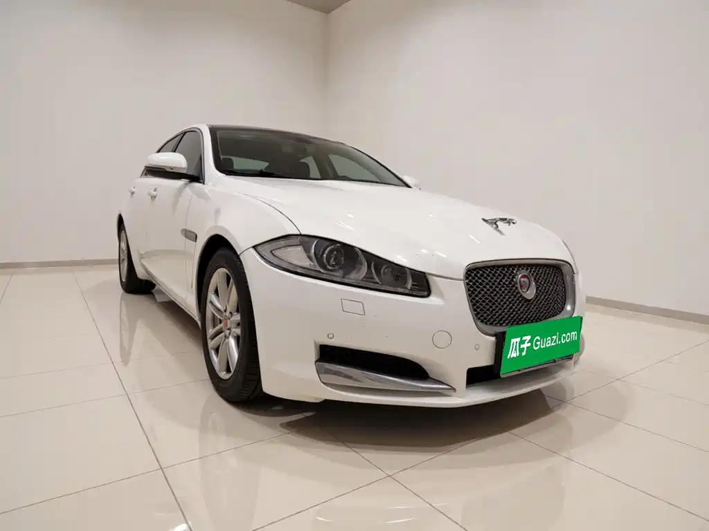 Jaguar XF — миниатюра 3