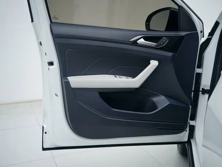 Volkswagen Tharu — миниатюра 14