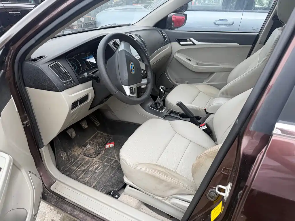 Geely Vision — миниатюра 4