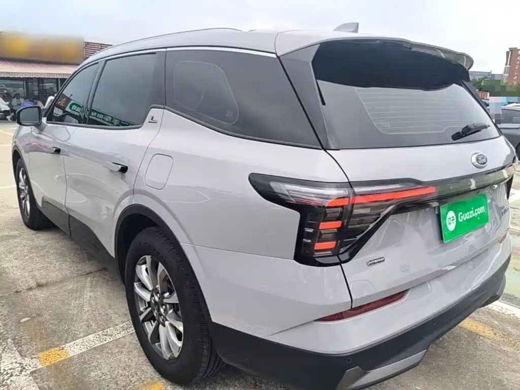 Ford Edge — миниатюра 5