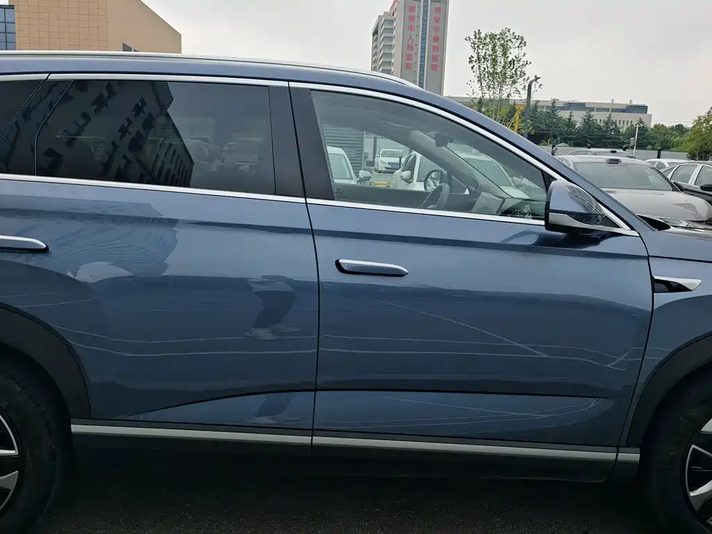BYD Морской лев 07 DM-i — миниатюра 21