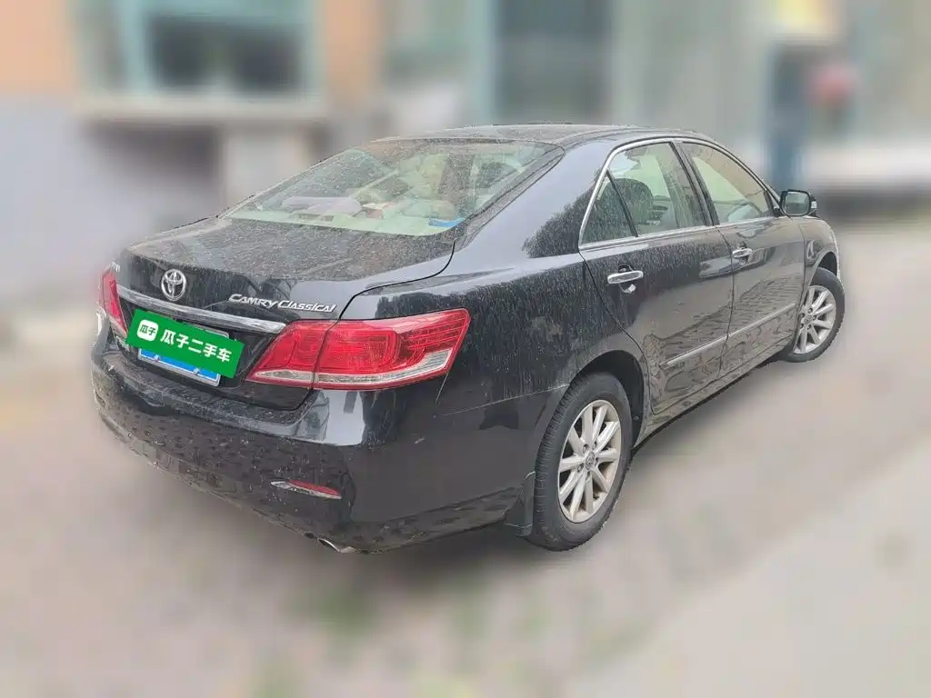 Toyota Camry — миниатюра 6