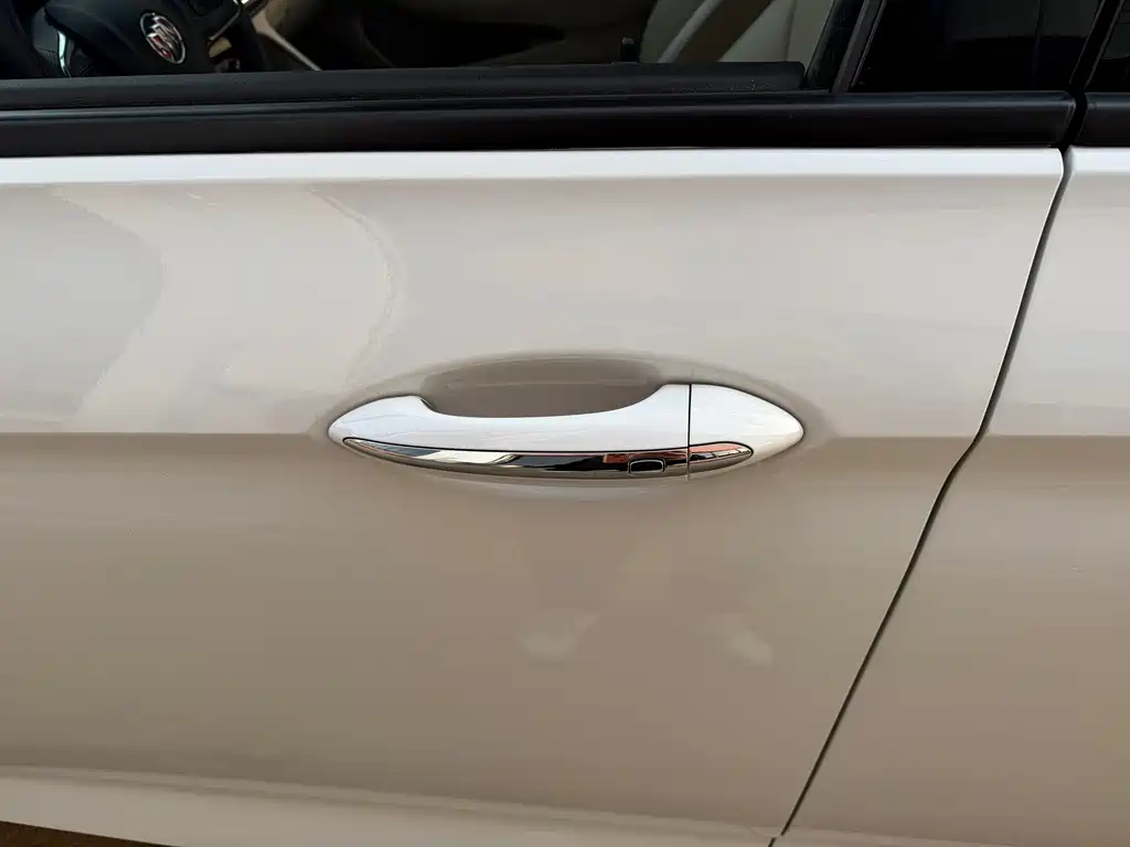 Buick Regal — миниатюра 5