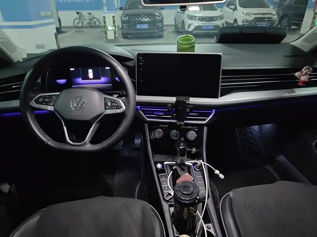 Volkswagen Sagitar — миниатюра 5