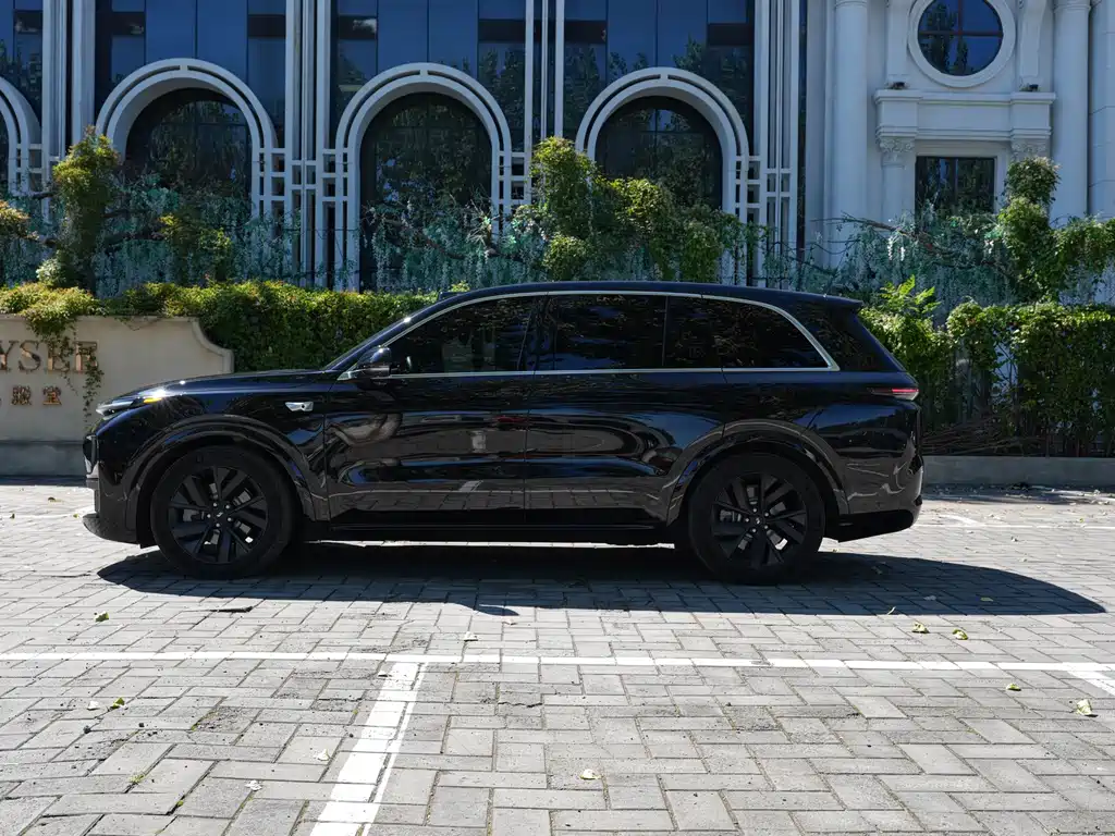 Li Auto Li L8 — миниатюра 8