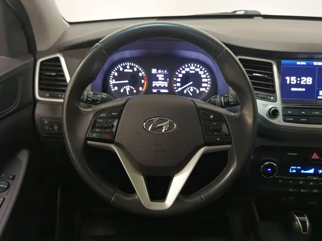 Hyundai Tucson — миниатюра 11