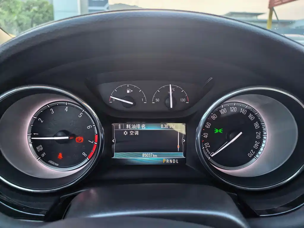 Buick Verano — миниатюра 14