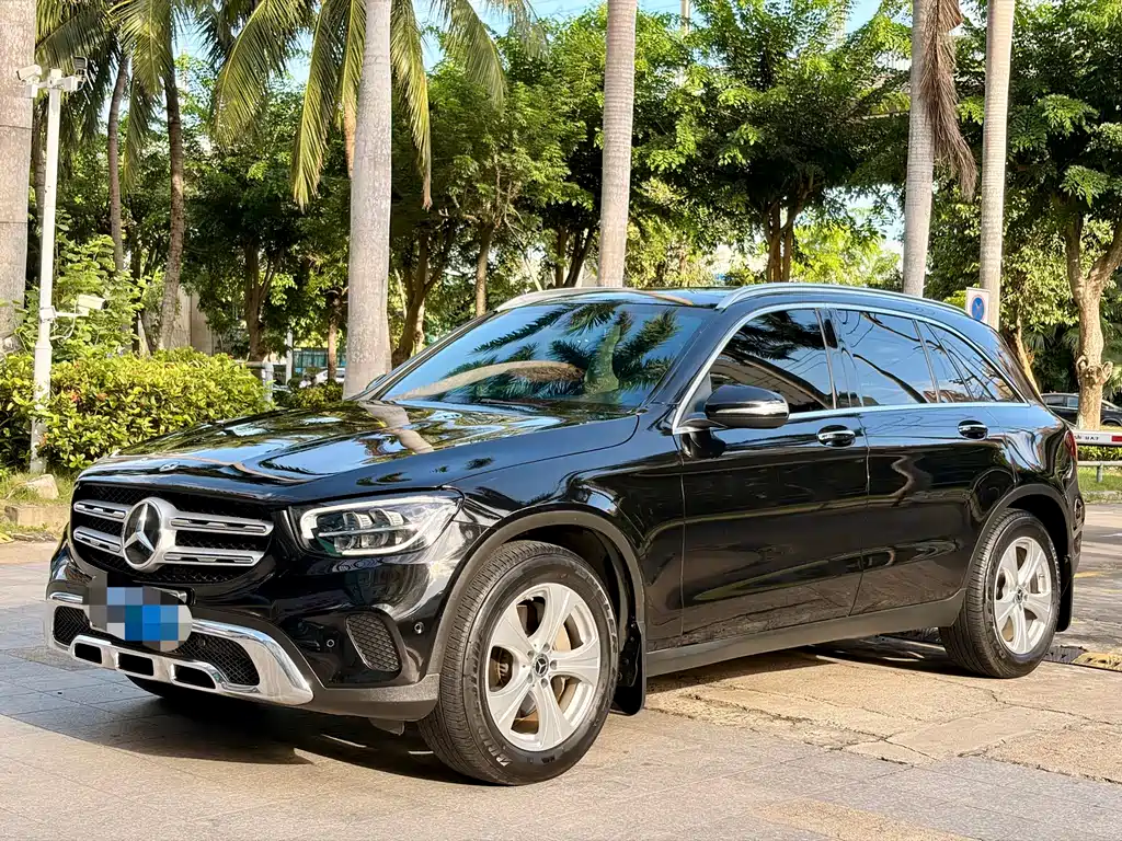 Купить Mercedes-Benz GLC