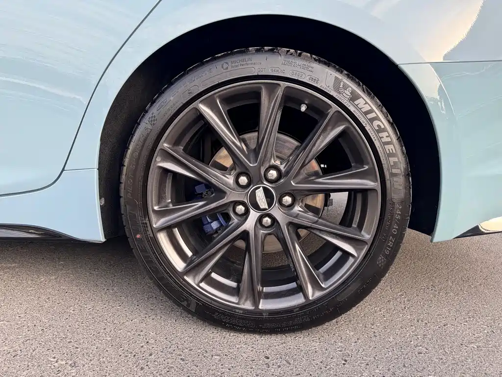 Cadillac CT5 — миниатюра 10
