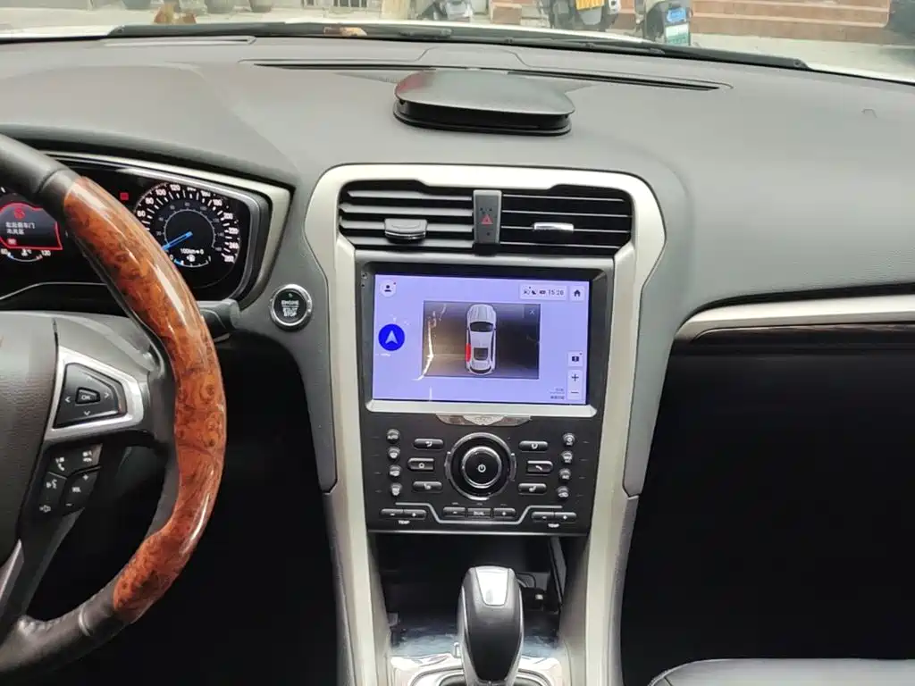 Ford Mondeo — миниатюра 13
