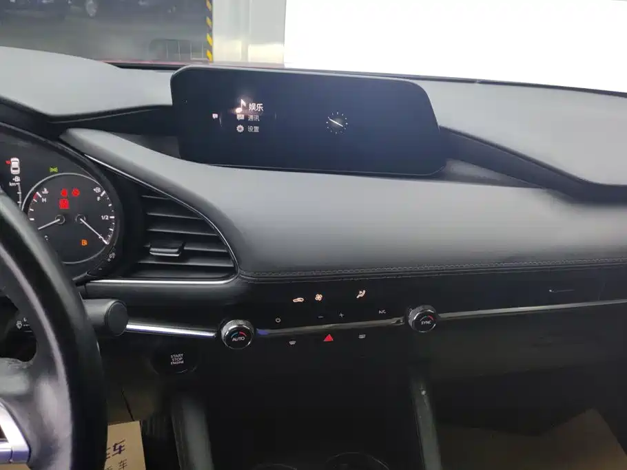 Mazda 3 Axela — миниатюра 13