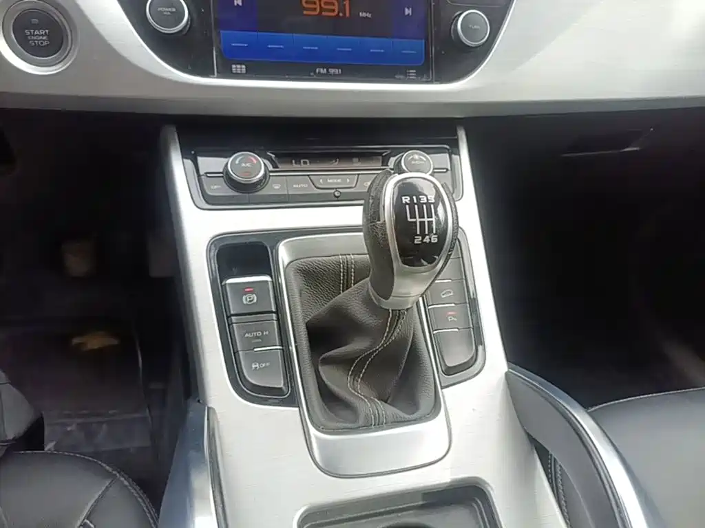 Geely Boyue — миниатюра 14