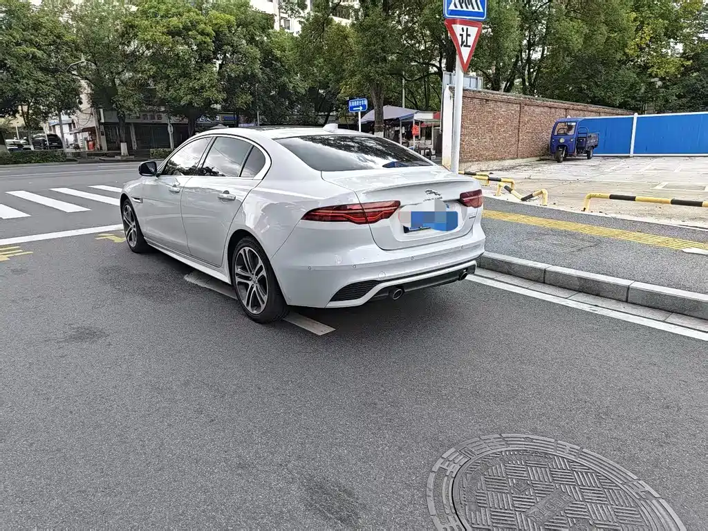 Jaguar XEL — миниатюра 7
