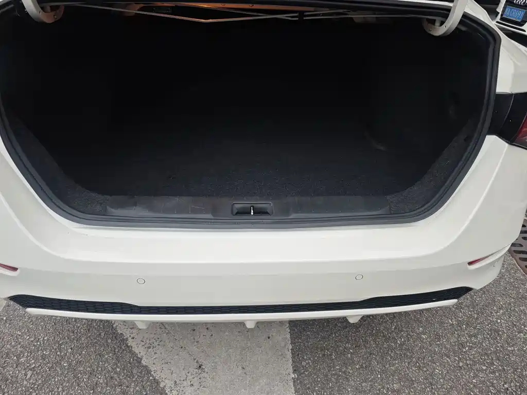 Nissan Sylphy — миниатюра 22