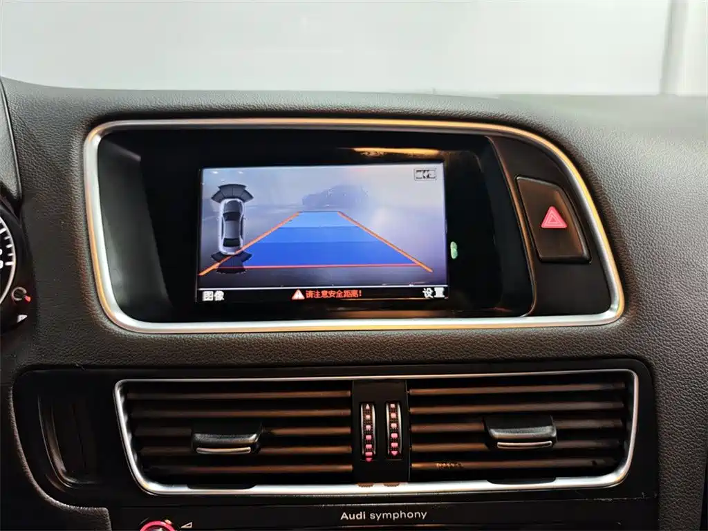 Audi Q5 — миниатюра 11