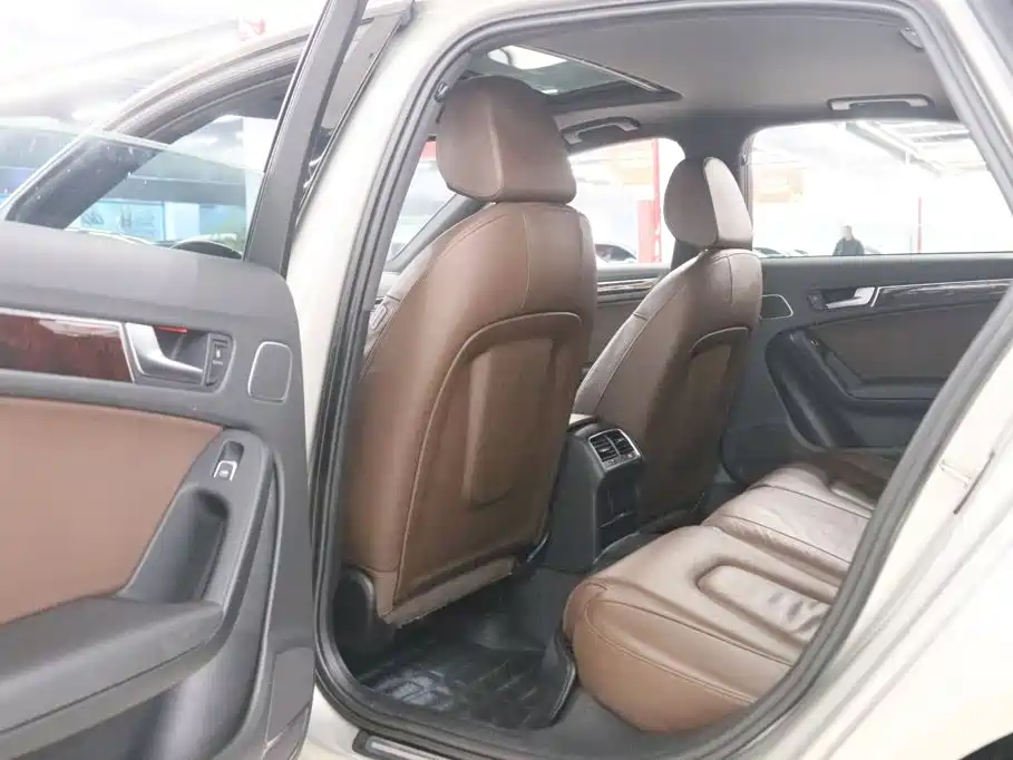 Audi A4L — миниатюра 16